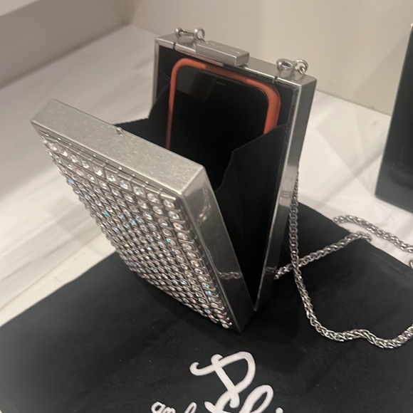 ALICE & OLIVIA stunning, silver rhinestone clutch or crossbody purse-LIKE NEW! - Picture 7 of 10